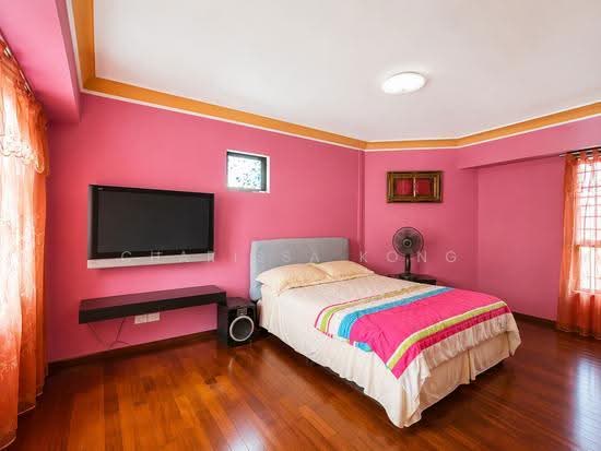 317 SEMBAWANG VISTA photo 4