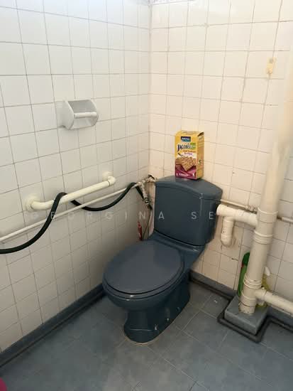 220 SERANGOON AVENUE 4 photo 6