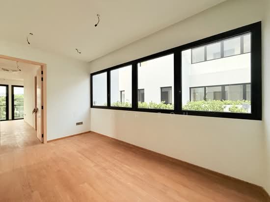 Siglap road photo 6