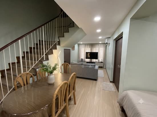 362 WOODLANDS AVENUE 5 image 1 of 5