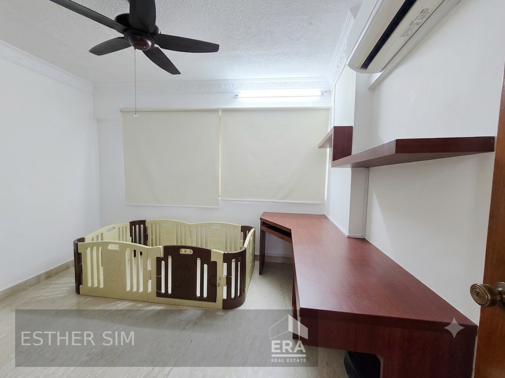 431 TAMPINES STREET 41 photo 6