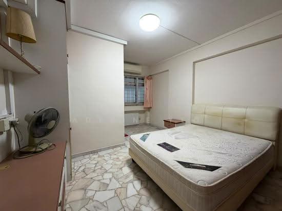 323 TAMPINES STREET 33 photo 6