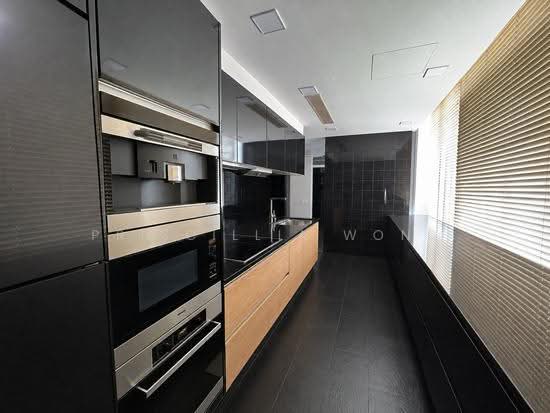 HELIOS RESIDENCES photo 3
