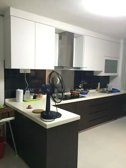920 Jurong West Street 92 image 1 of 8