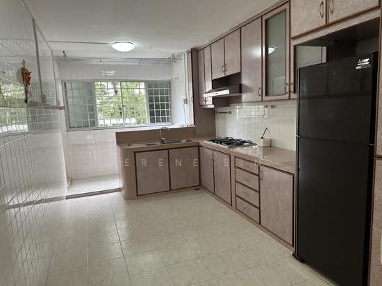 702 WEST COAST ROAD photo 3