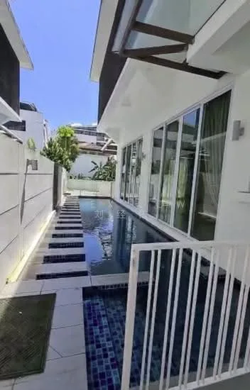 New Sembawang Semi D near sea image 1 of 10