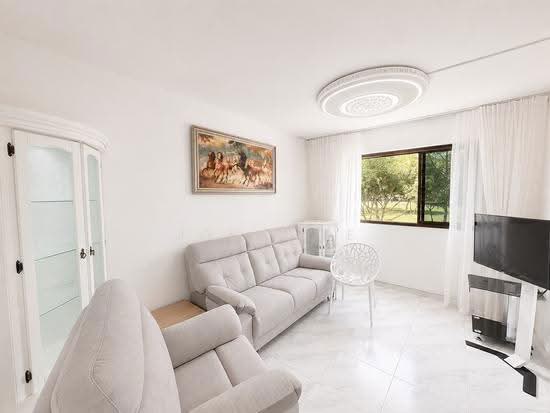159 TAMPINES STREET 12 image 1 of 10