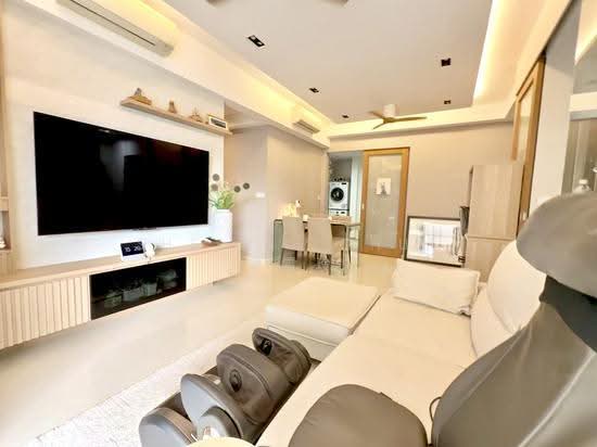 RIVERCOVE RESIDENCES image 1 of 10