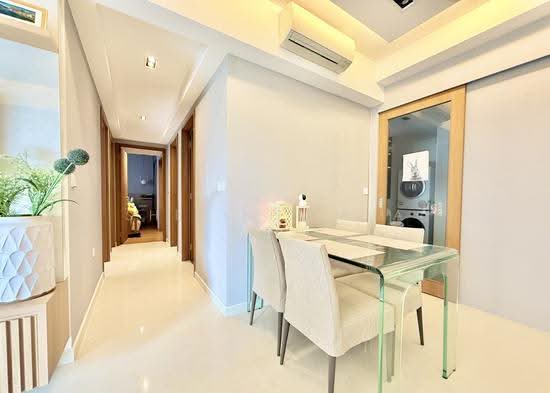 RIVERCOVE RESIDENCES photo 6