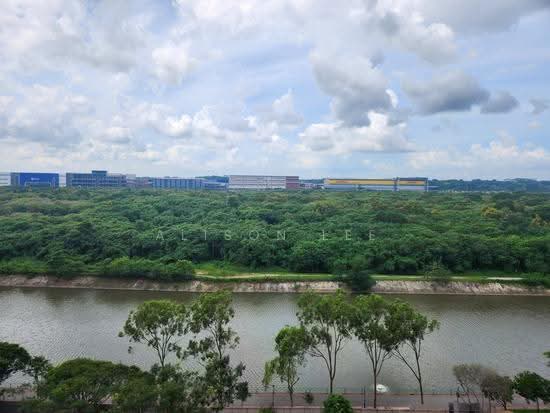 RIVERFRONT RESIDENCES image 1 of 7