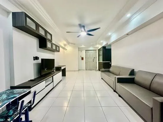 677 Choa Chu Kang Crescent image 1 of 8