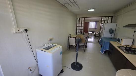 374 CLEMENTI AVENUE 4 photo 4
