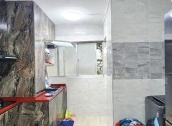 559 JURONG WEST STREET 42 photo 3