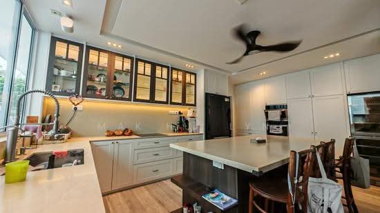 Rare Corner Terrace Within 1KM of Tao Nan! Move-In Condition photo 6