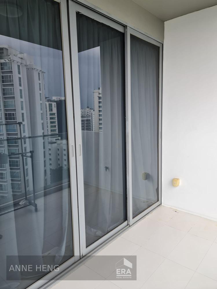 THE SHORE RESIDENCES photo 3