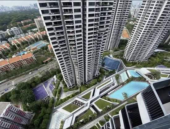 D'LEEDON image 1 of 10