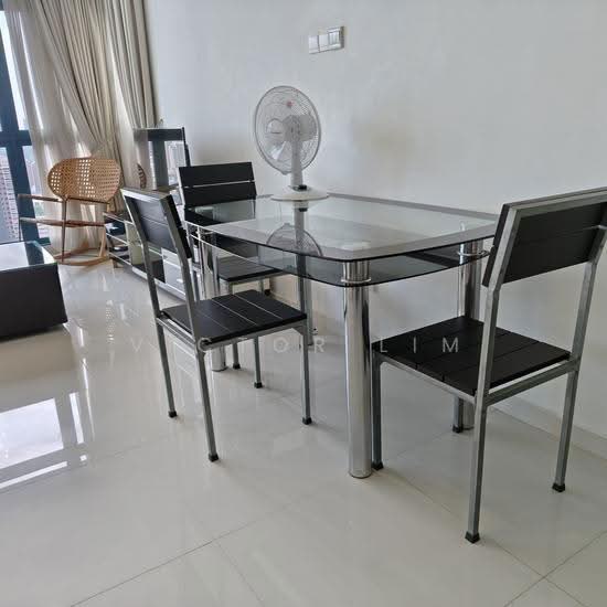 CITY SQUARE RESIDENCES photo 4