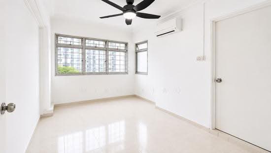 406 SEMBAWANG DRIVE photo 2