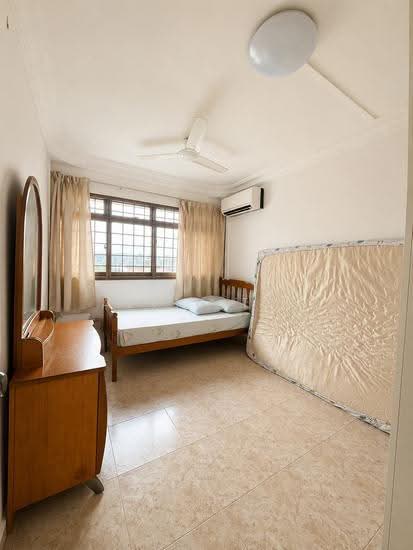 257 SERANGOON CENTRAL DRIVE photo 4
