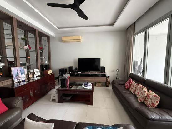 Sea Breeze Terrace image 1 of 8