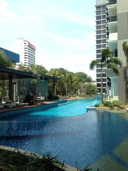 THE SHORE RESIDENCES photo 2