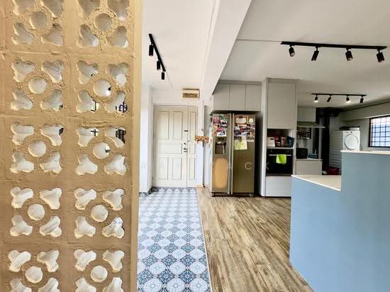 730 TAMPINES STREET 71 photo 3