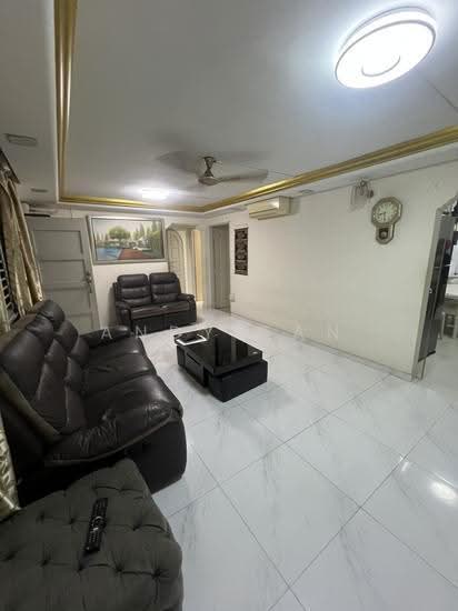 332 SERANGOON AVENUE 3 photo 2
