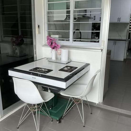 542 SERANGOON NORTH AVENUE 4 photo 3