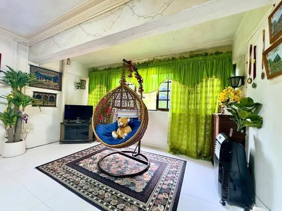 306 ANG MO KIO AVENUE 1 image 1 of 10