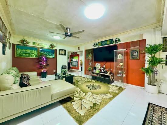 306 ANG MO KIO AVENUE 1 photo 2