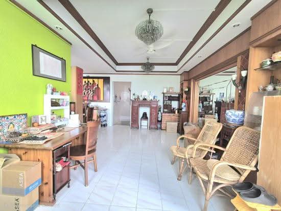 402 FAJAR ROAD photo 2
