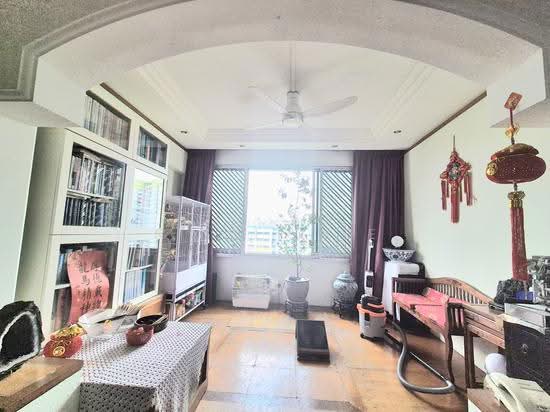 402 FAJAR ROAD photo 3