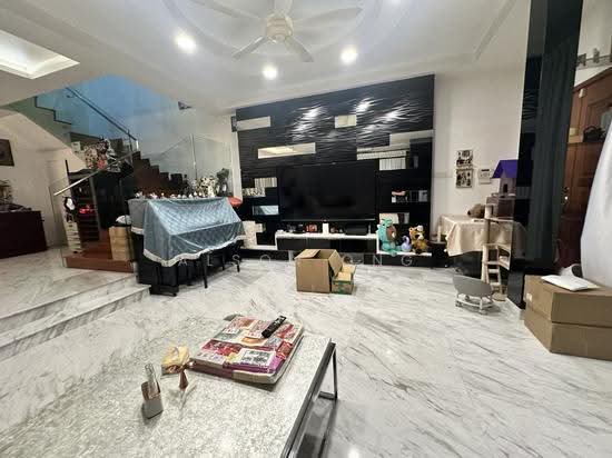 Freehold Landed | Mins Walk to Canberra MRT & Canberra Plaza | District 27 | Sembawang Villas photo 3