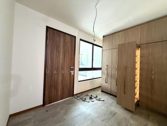 Belgravia Ace photo 6