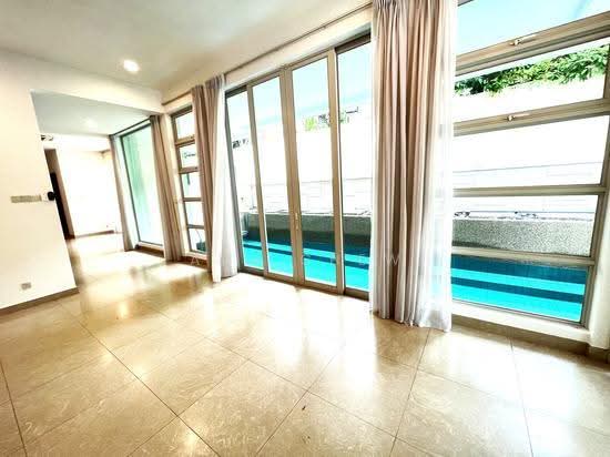 Lovely Contemporary 3 Storey Semi Detached with Inground Pool