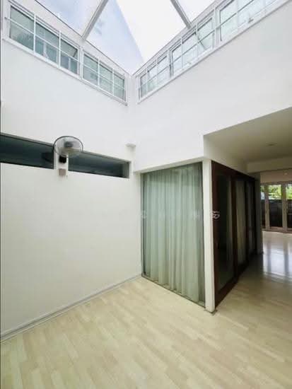Landed Terrace House @ Eden Grove | Mins Walk to Serangoon, Woodleigh, Bartley MRT & NEX Mall | D19 photo 5