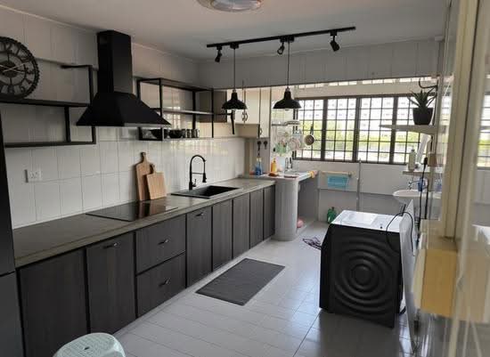 213 LORONG 8 TOA PAYOH photo 3