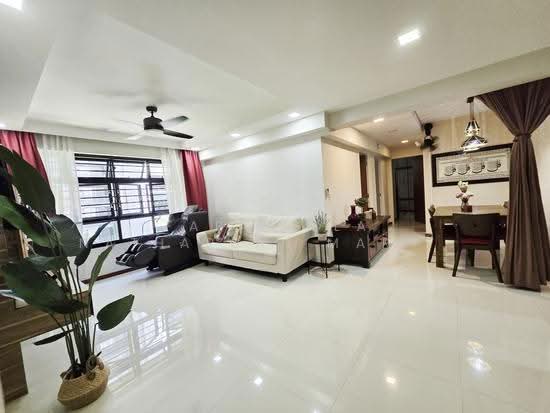 606D TAMPINES STREET 61 image 1 of 10