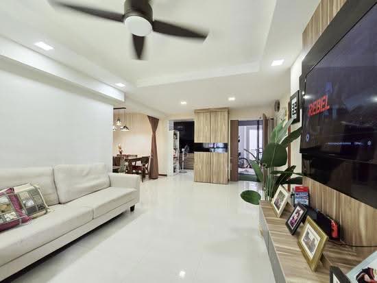 606D TAMPINES STREET 61 photo 4