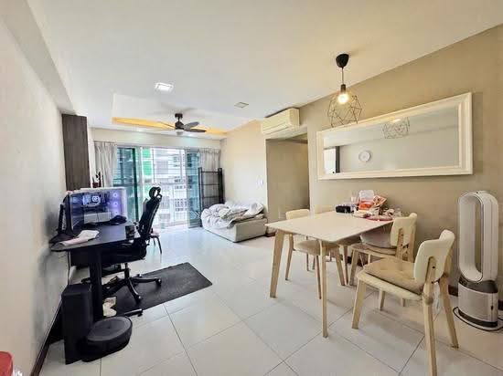 623B PUNGGOL CENTRAL image 1 of 10