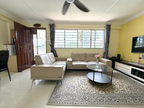 209 SERANGOON CENTRAL image 1 of 10