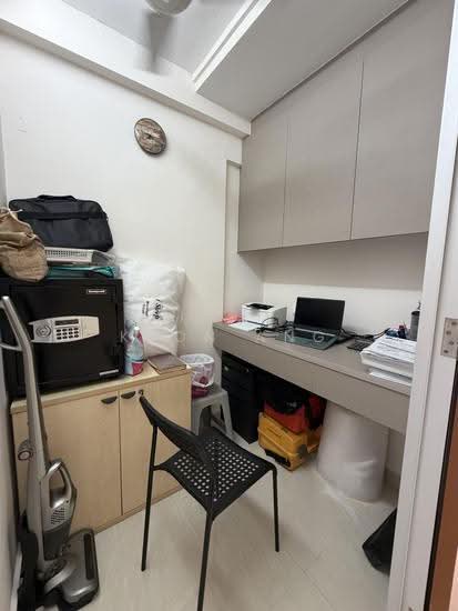 209 SERANGOON CENTRAL photo 3