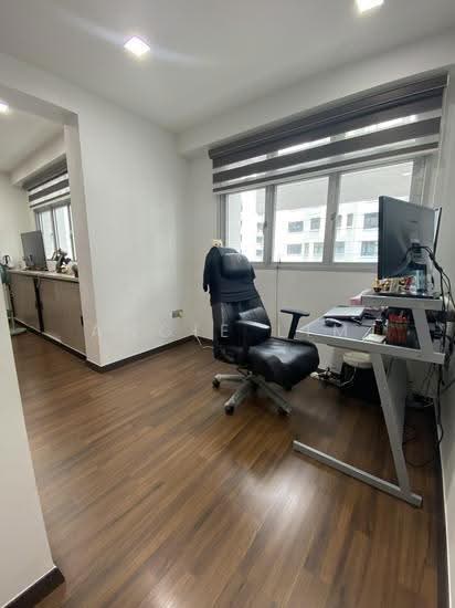 183C BOON LAY AVENUE photo 3