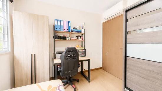 109B CANBERRA WALK photo 4
