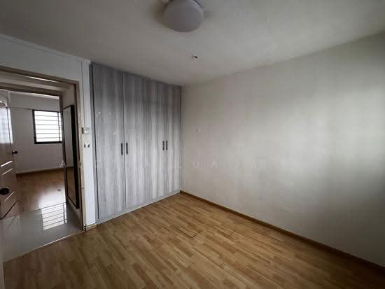 30 MARINE CRESCENT photo 2
