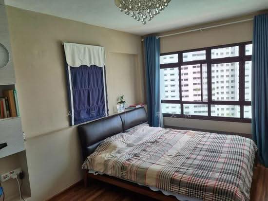 655 SENJA ROAD photo 3