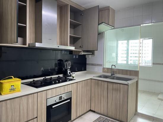 655 SENJA ROAD photo 4
