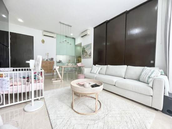 RESIDENCES AT 338A photo 3