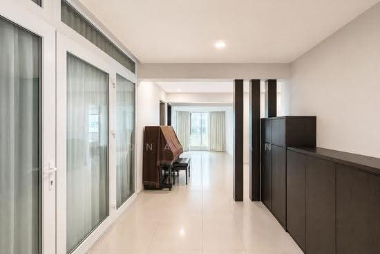 94 HAVELOCK ROAD photo 2