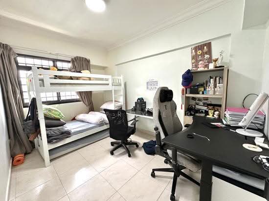 183D RIVERVALE CRESCENT photo 5